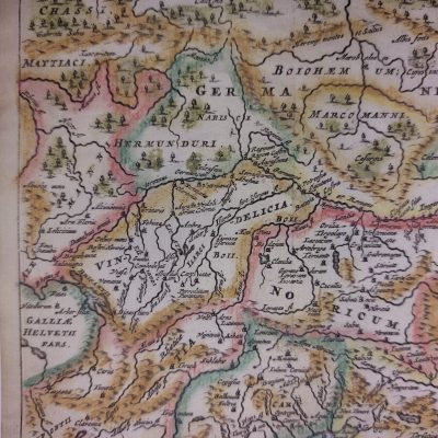 Mapa Siglo XVII [1659] pueblos celtas Vindelici et Norici Vindelici Taurisci Suiza Alemania Cluver